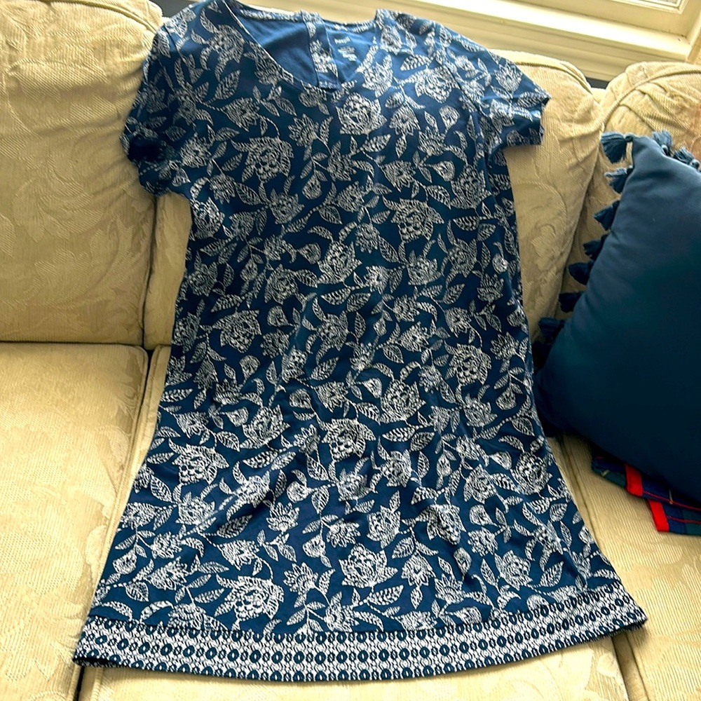 J Jill button-back T-shirt dress navy white medium petite